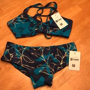 NWT Fused Hawaii bikini set, Blue Hawaii print
